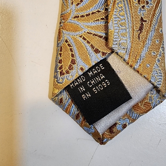 STEVE HARVEY COLLECTION All Silk Paisley Print Tie NWT - Picture 3 of 12